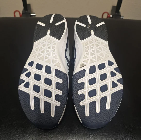 Nike Train *10.5* - Picture 6 of 9